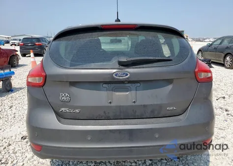 2018 Ford Focus Sel z USA, uszkodzony, nr VIN 1FADP3M20JL246286